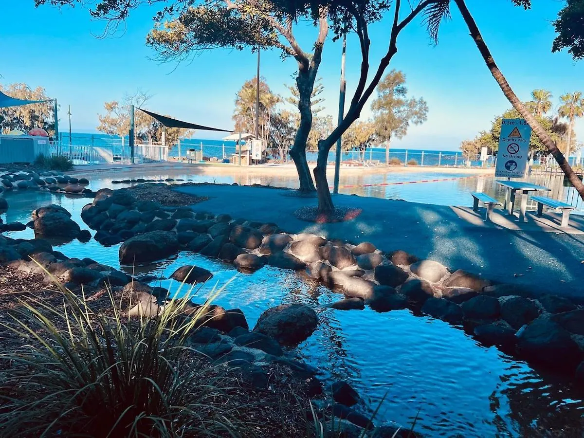 Peaceful Holiday Home In Margate Redcliffe Australia